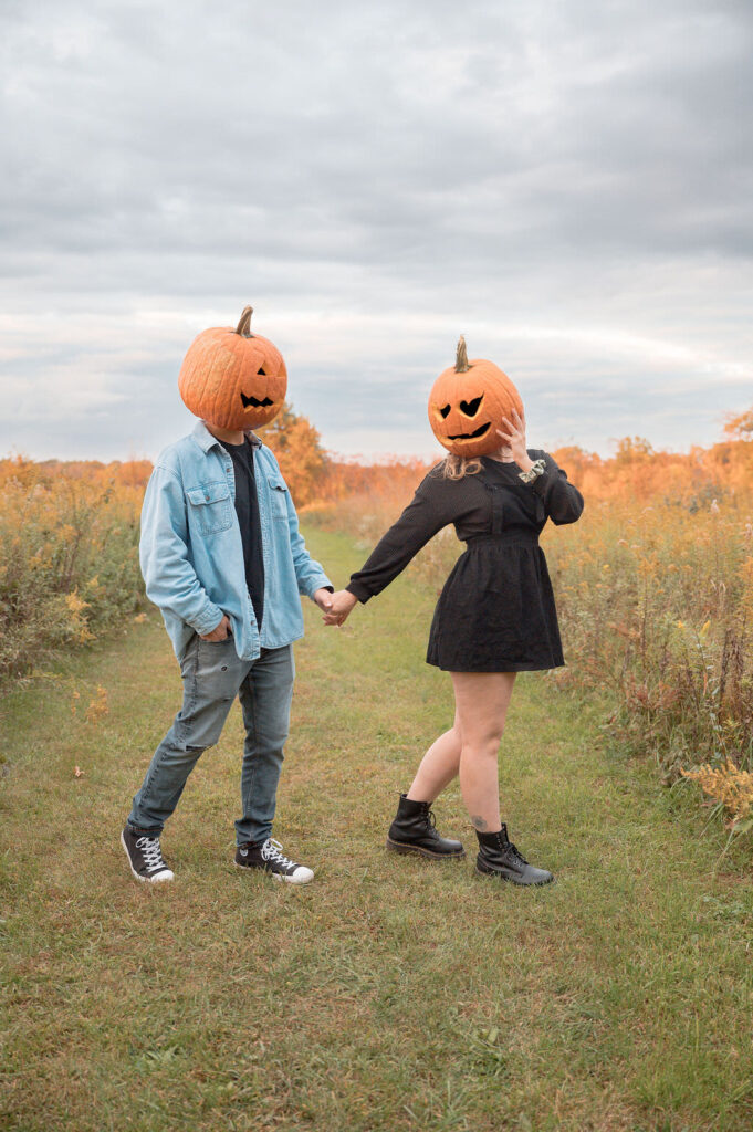 halloween photoshoot ideas for couples1