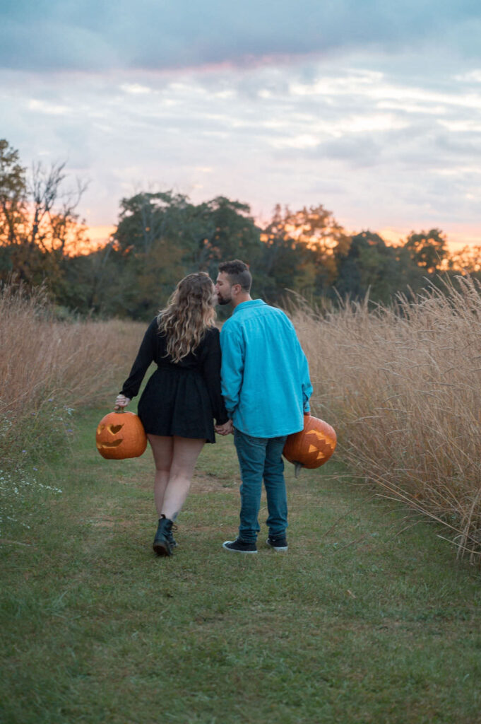 halloween photoshoot ideas for couples1