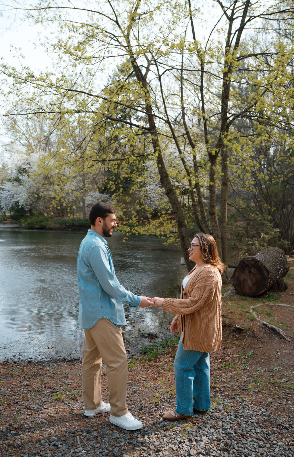 laurelwood arboretum engagement photos