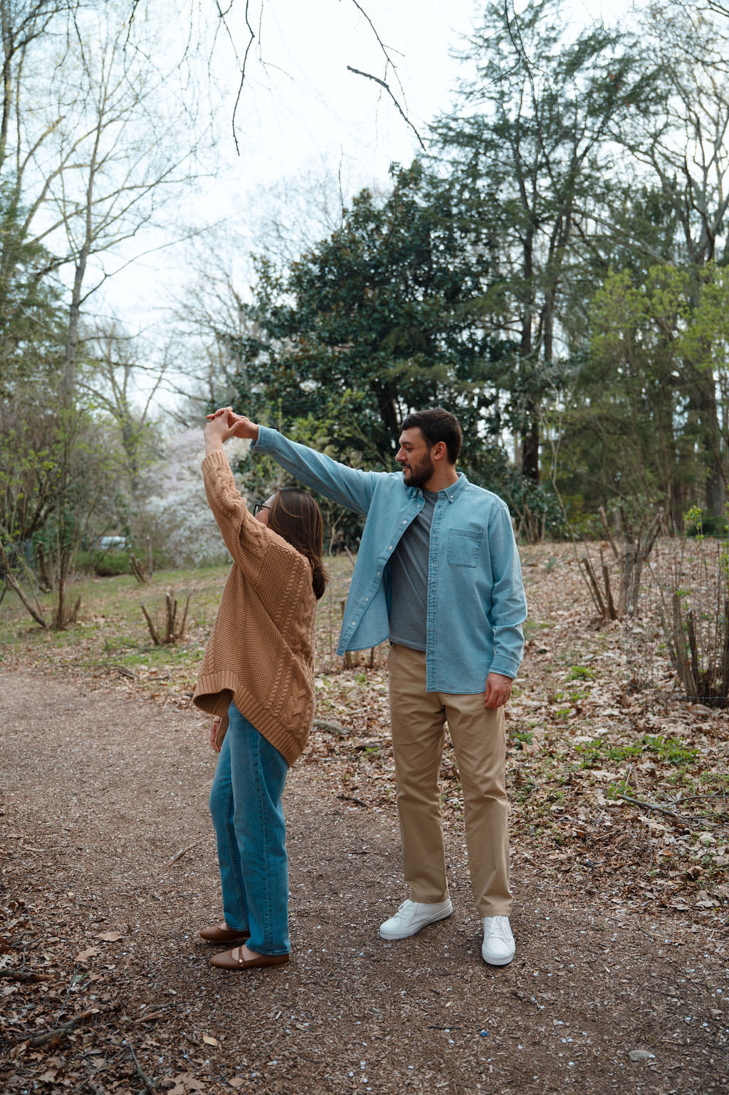 laurelwood arboretum engagement photos