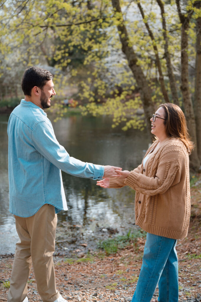 laurelwood arboretum engagement photos